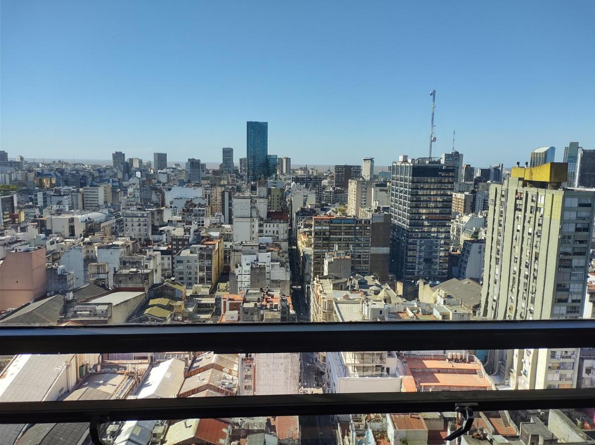 Calle Corrientes, mirada al río! Buenos Aires Exterior foto
